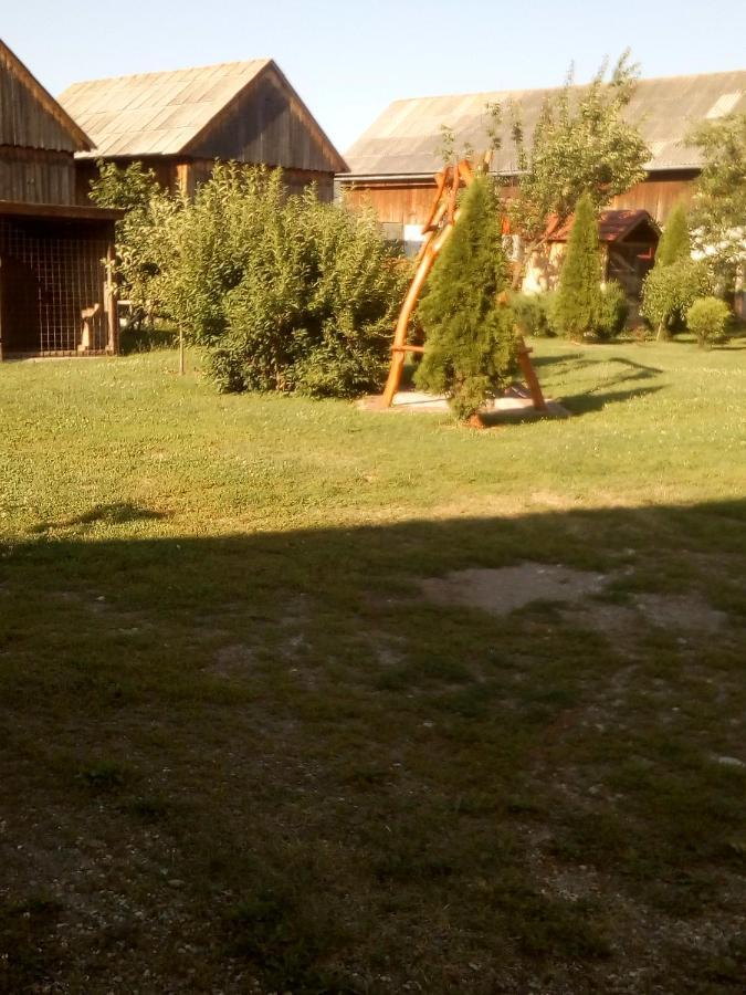 Hotel Timi Kulcsoshaz à Lăzarea Extérieur photo